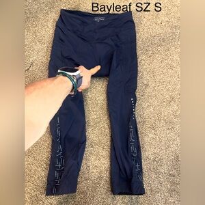 Bayleaf  Navy Leggings with padded crotch possibly for biking sz small